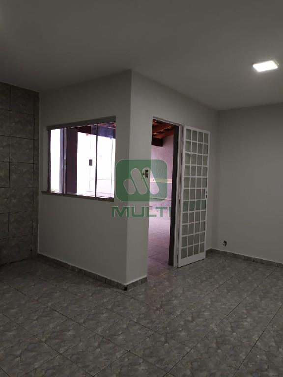 Casa à venda com 3 quartos, 220m² - Foto 10