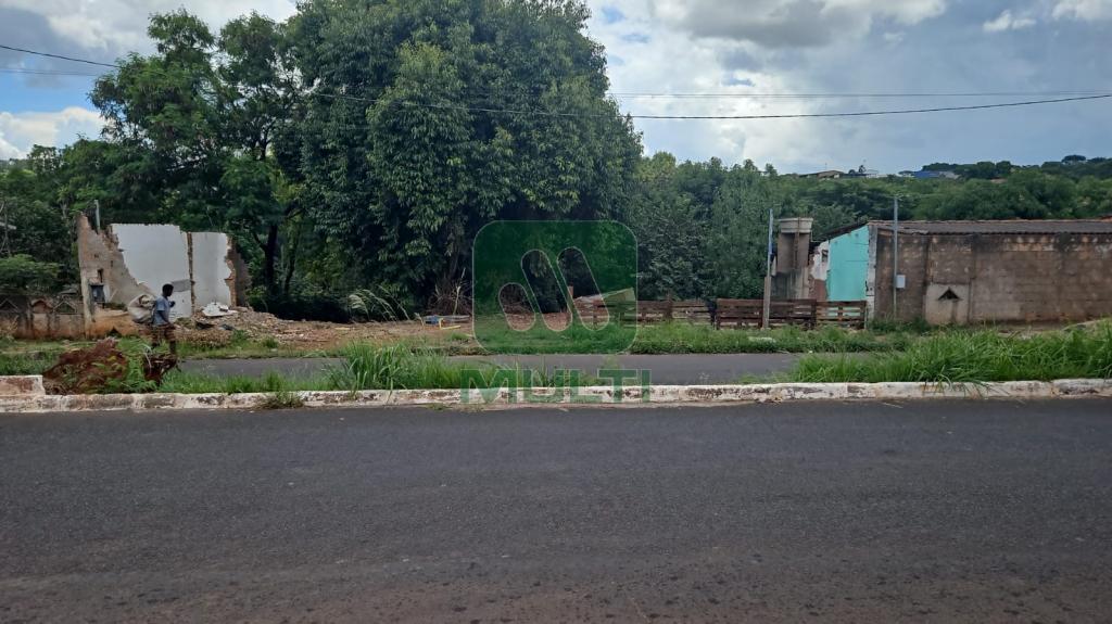 Loteamento e Condomínio à venda com 1 quarto, 1m² - Foto 2