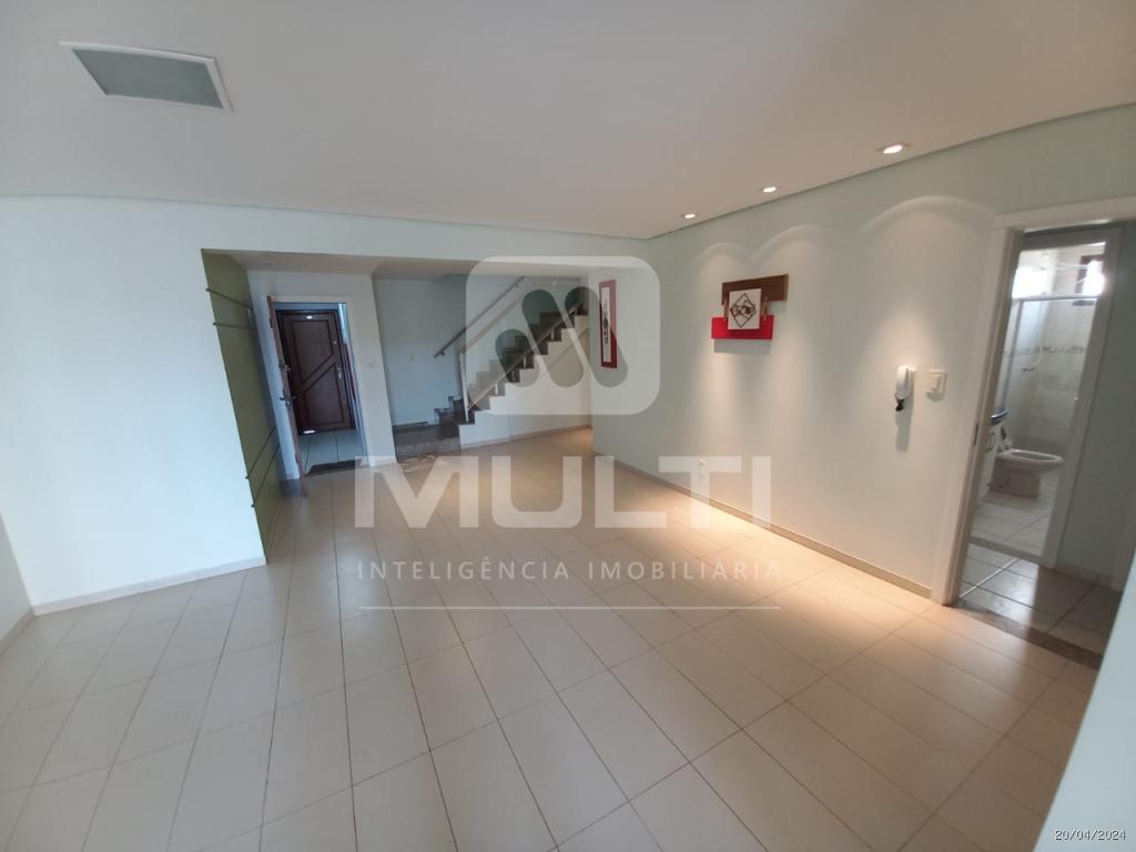 Cobertura à venda com 3 quartos, 215m² - Foto 4