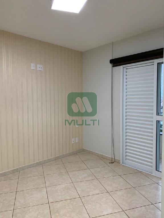 Apartamento à venda com 4 quartos, 136m² - Foto 8