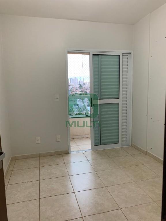 Apartamento à venda com 4 quartos, 136m² - Foto 17