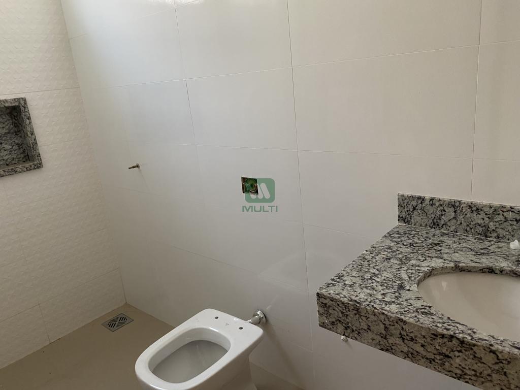 Casa à venda com 2 quartos, 120m² - Foto 5