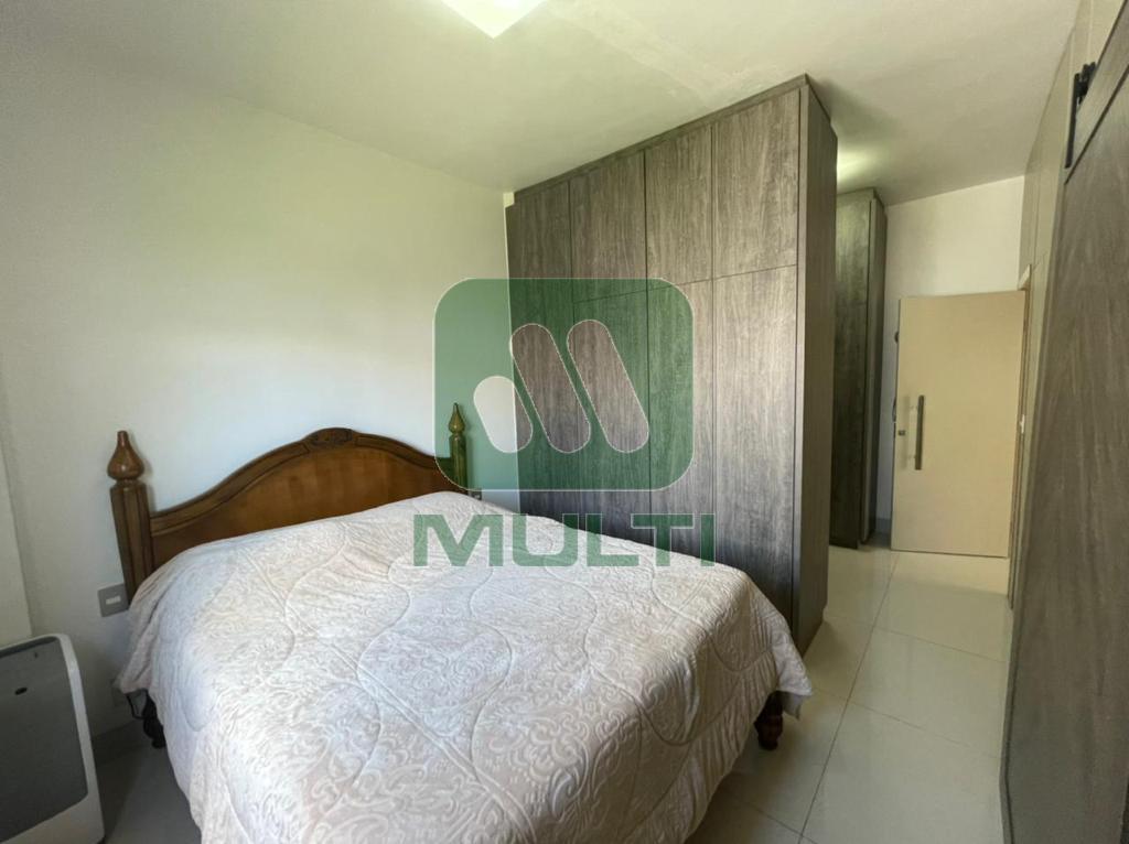 Casa à venda com 4 quartos, 170m² - Foto 6