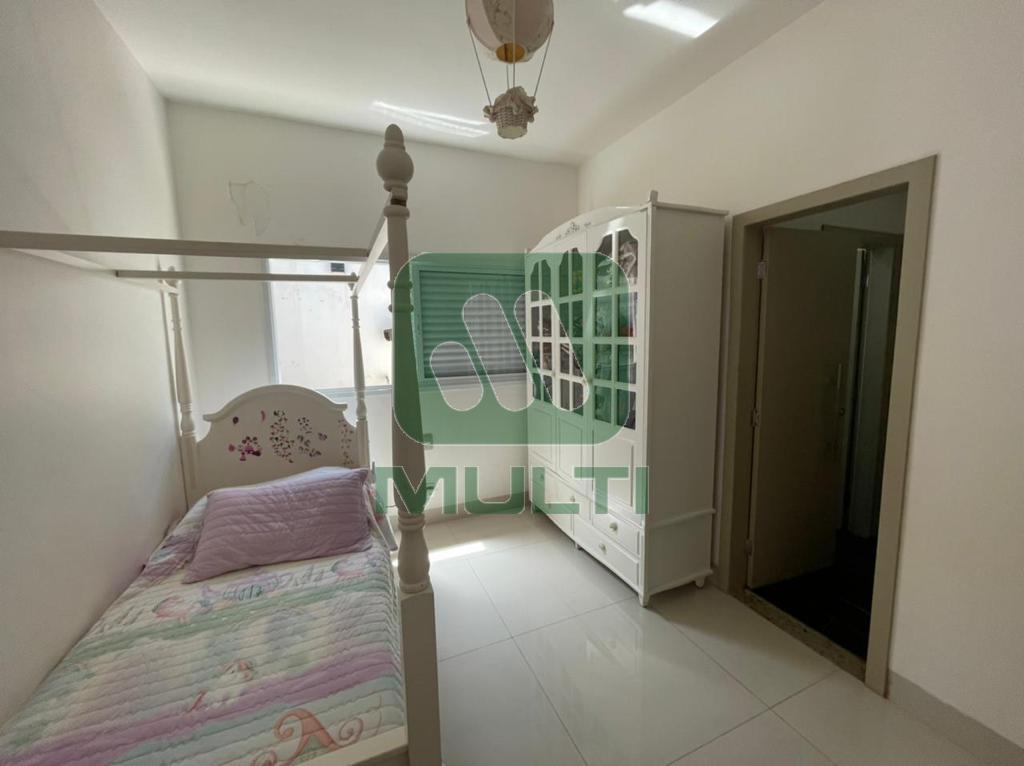 Casa à venda com 4 quartos, 170m² - Foto 21