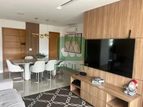 Apartamento à venda com 3 quartos, 115m² - Foto 3