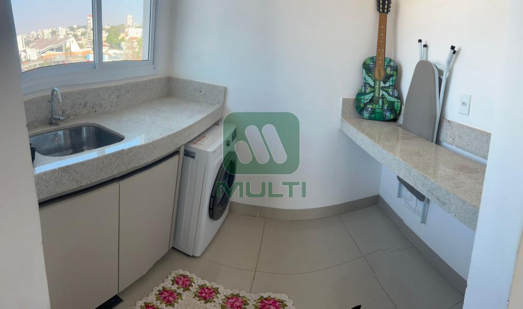 Apartamento à venda com 3 quartos, 115m² - Foto 7