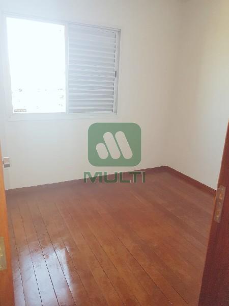 Apartamento à venda com 3 quartos, 130m² - Foto 7