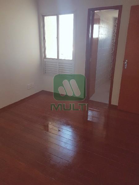 Apartamento à venda com 3 quartos, 130m² - Foto 11