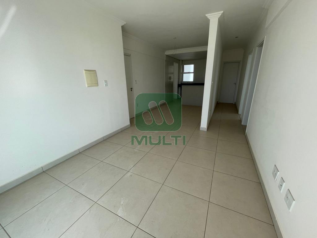 Apartamento à venda com 3 quartos, 96m² - Foto 9