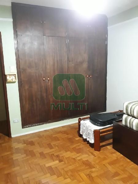 Apartamento à venda com 3 quartos, 115m² - Foto 3