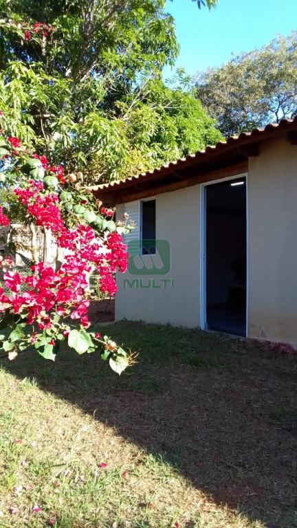 Fazenda à venda com 5 quartos, 200m² - Foto 2