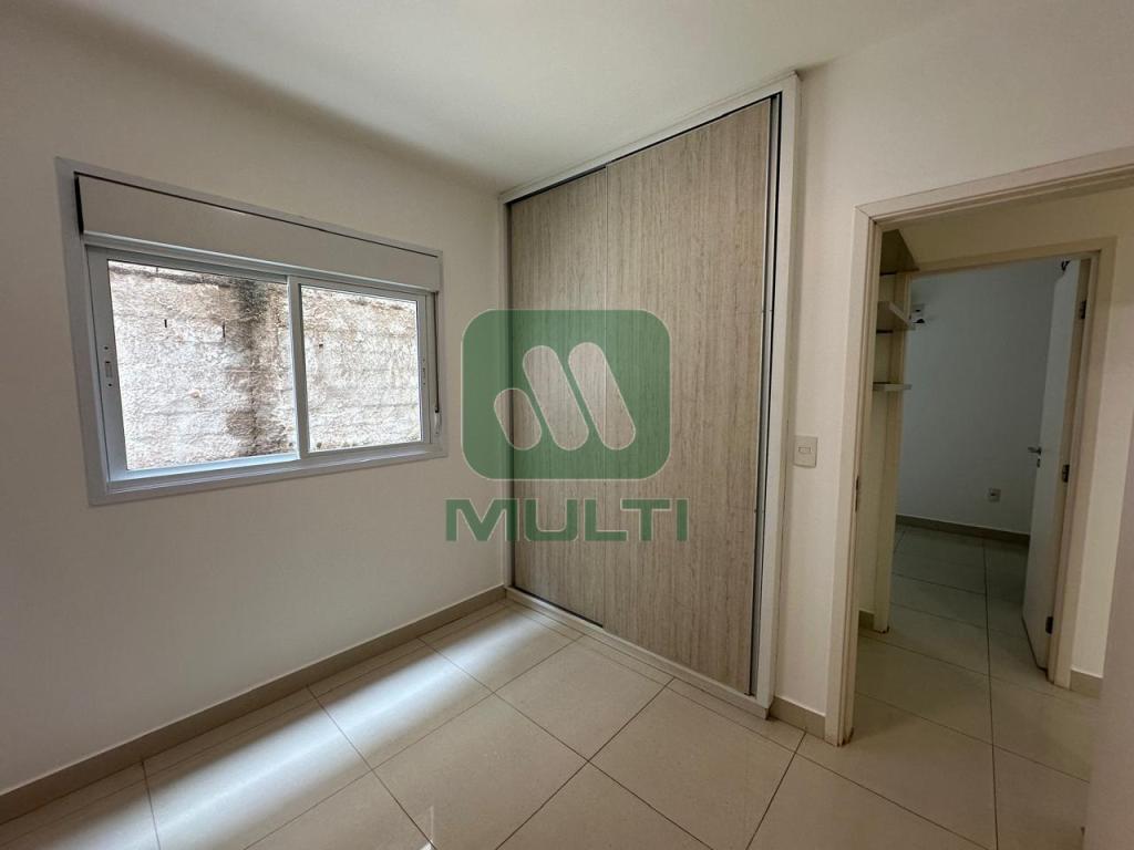 Apartamento à venda com 2 quartos, 62m² - Foto 14