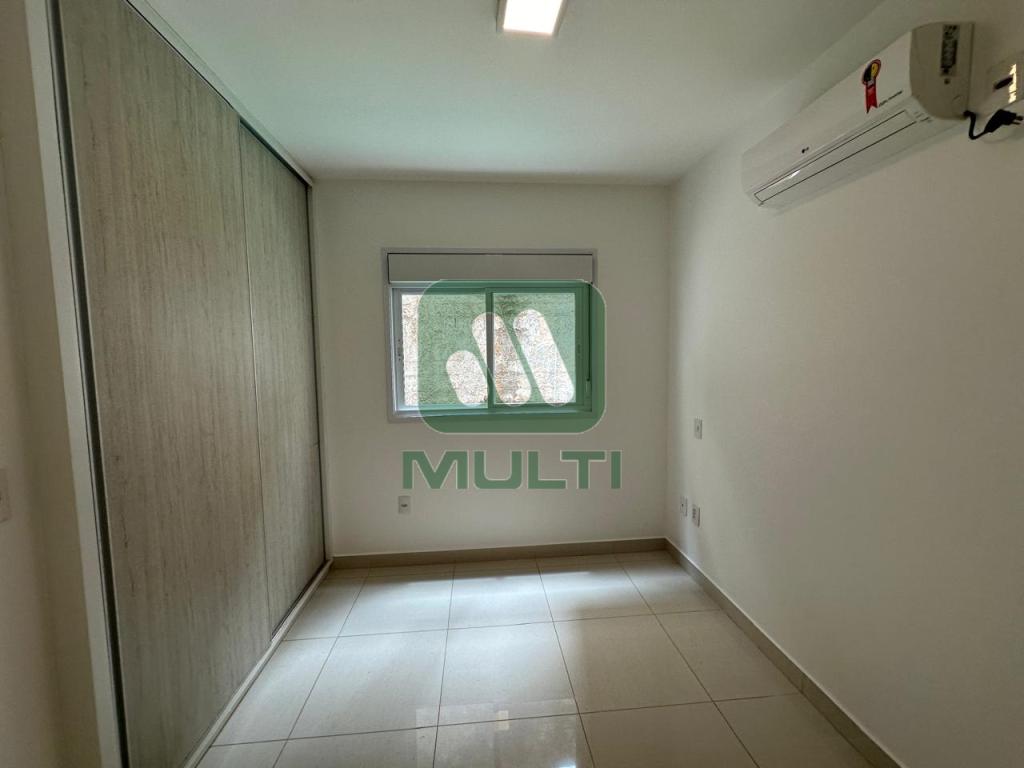 Apartamento à venda com 2 quartos, 62m² - Foto 15