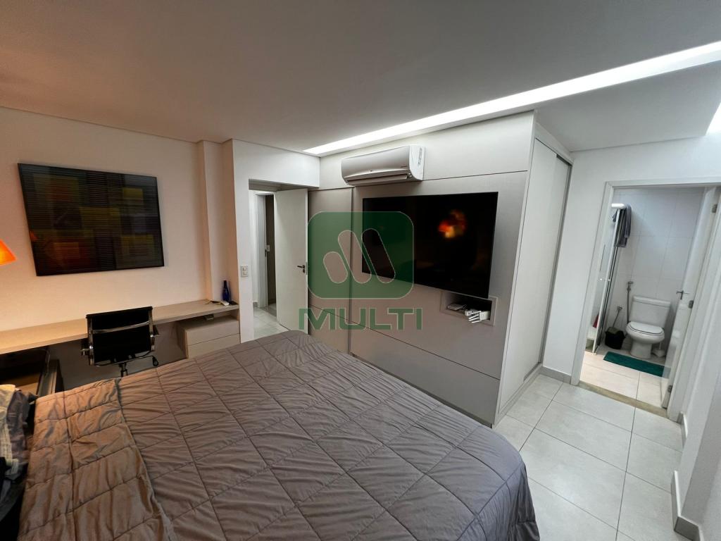 Apartamento à venda com 3 quartos, 109m² - Foto 19