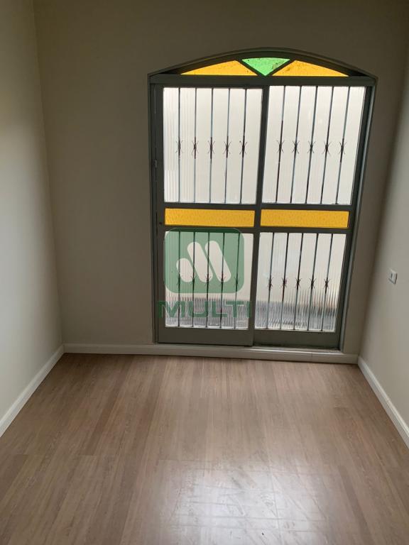 Casa à venda com 5 quartos, 190m² - Foto 13