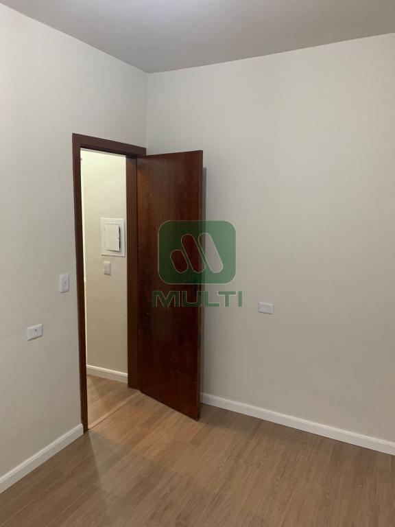 Casa à venda com 5 quartos, 190m² - Foto 18