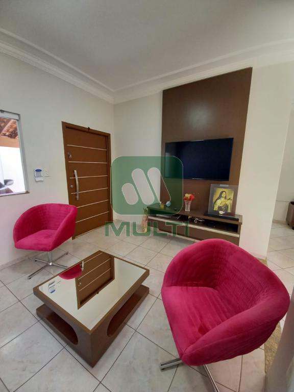 Casa à venda com 3 quartos, 196m² - Foto 3