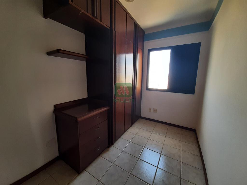 Apartamento à venda com 3 quartos, 84m² - Foto 8