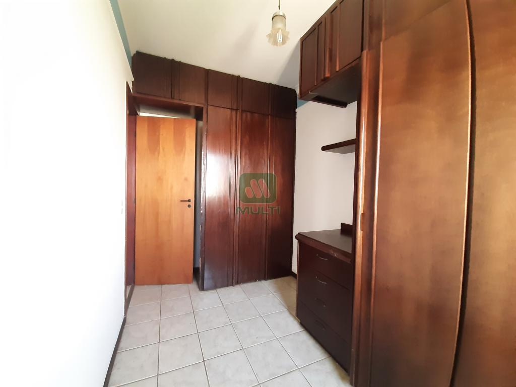 Apartamento à venda com 3 quartos, 84m² - Foto 9