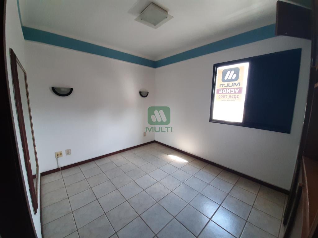 Apartamento à venda com 3 quartos, 84m² - Foto 11