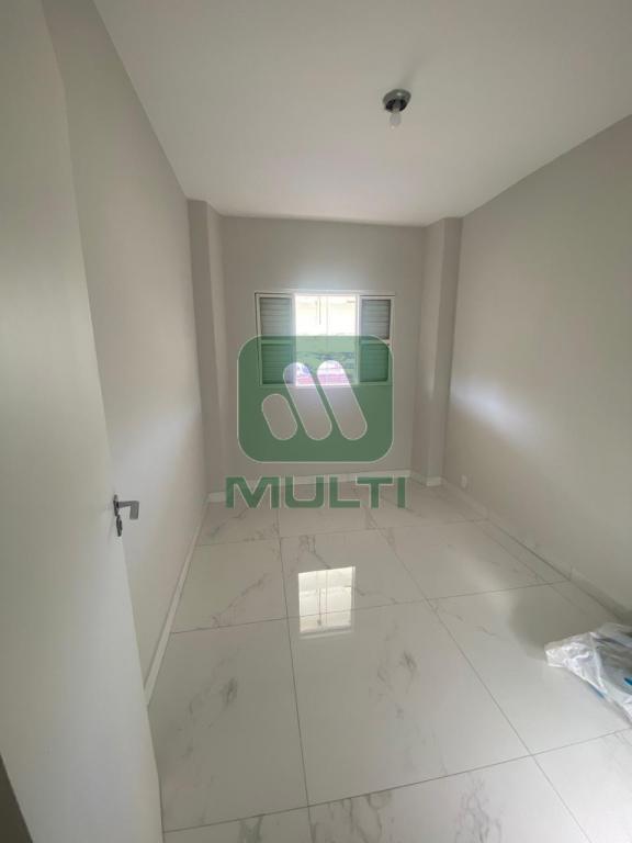 Apartamento à venda com 3 quartos, 80m² - Foto 5