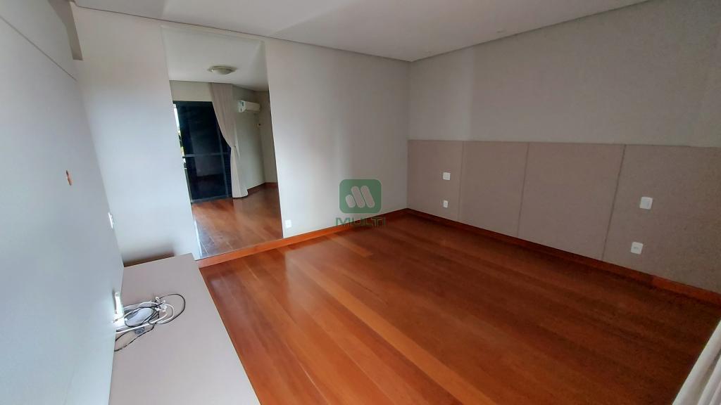 Apartamento à venda com 4 quartos, 262m² - Foto 12