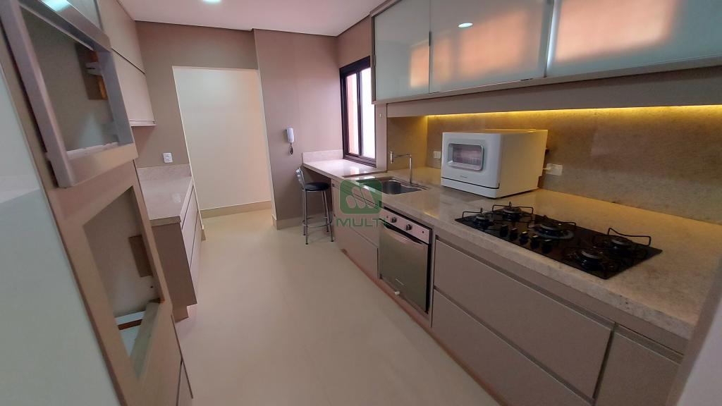 Apartamento à venda com 4 quartos, 262m² - Foto 18