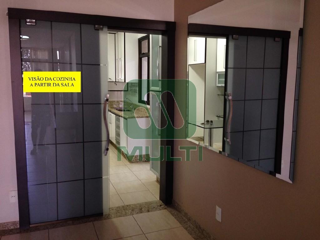 Apartamento à venda com 3 quartos, 174m² - Foto 8