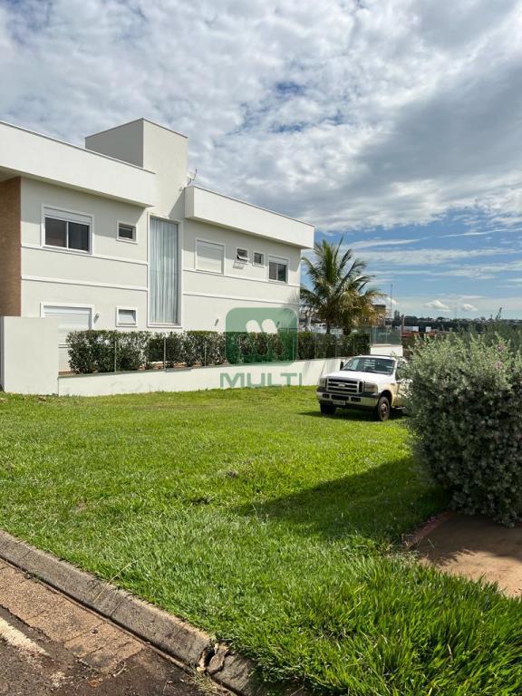 Terreno à venda com 1 quarto, 492m² - Foto 3