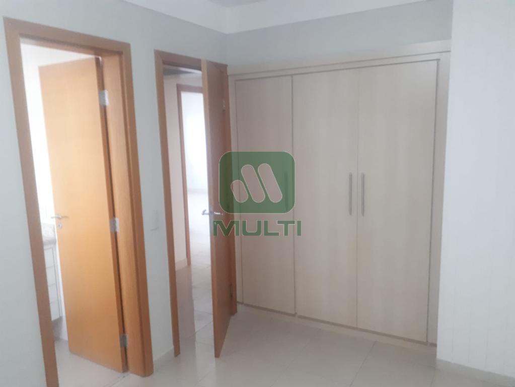 Apartamento à venda com 3 quartos, 189m² - Foto 5