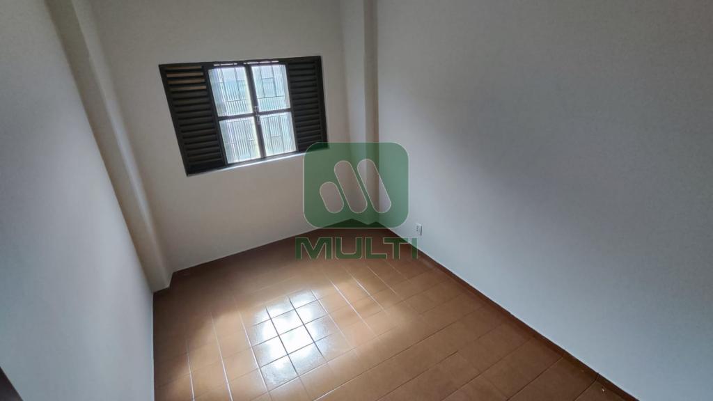 Apartamento à venda com 3 quartos, 80m² - Foto 8