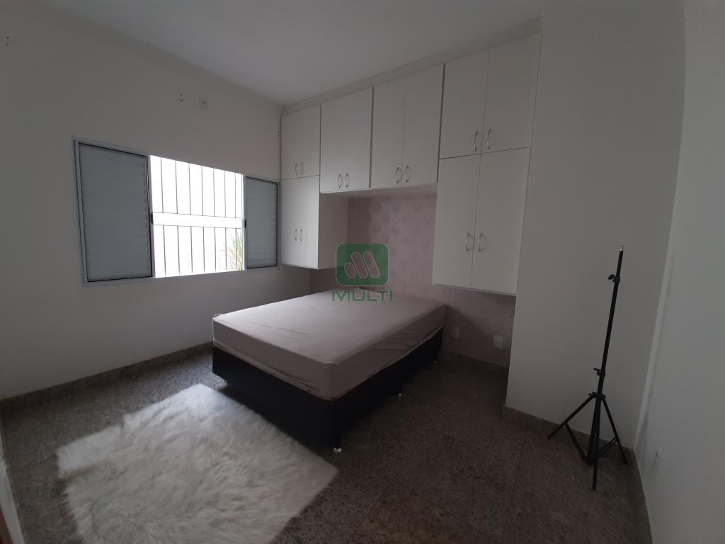 Casa à venda com 3 quartos, 207m² - Foto 19