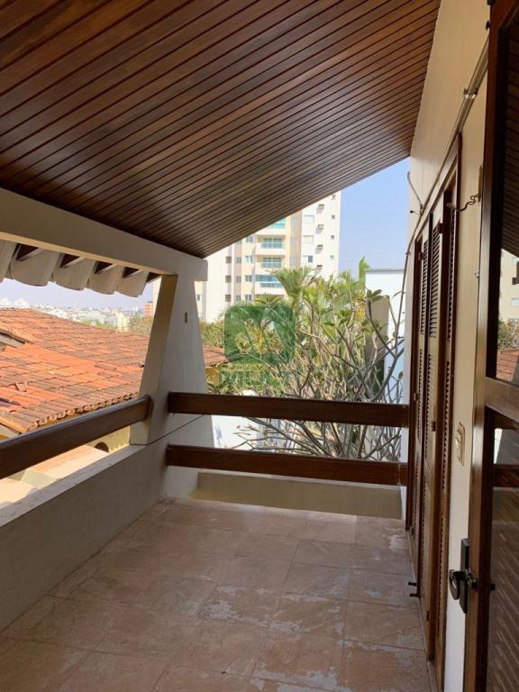 Casa à venda com 3 quartos, 324m² - Foto 12