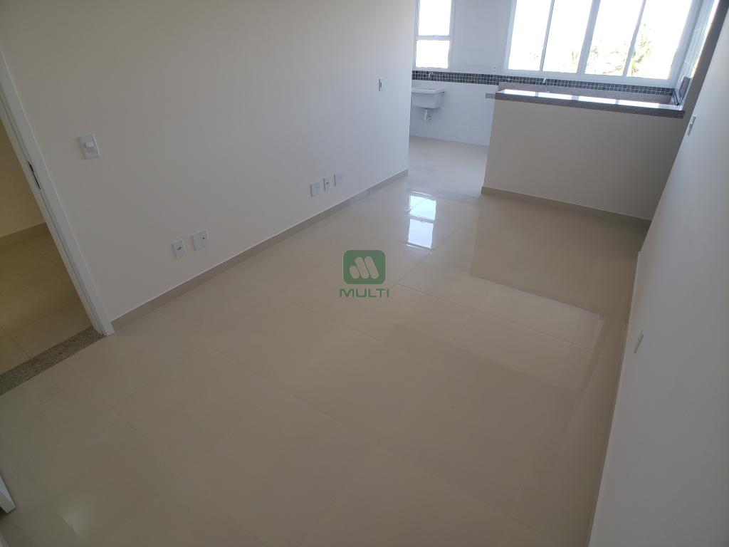 Apartamento à venda com 2 quartos, 50m² - Foto 1