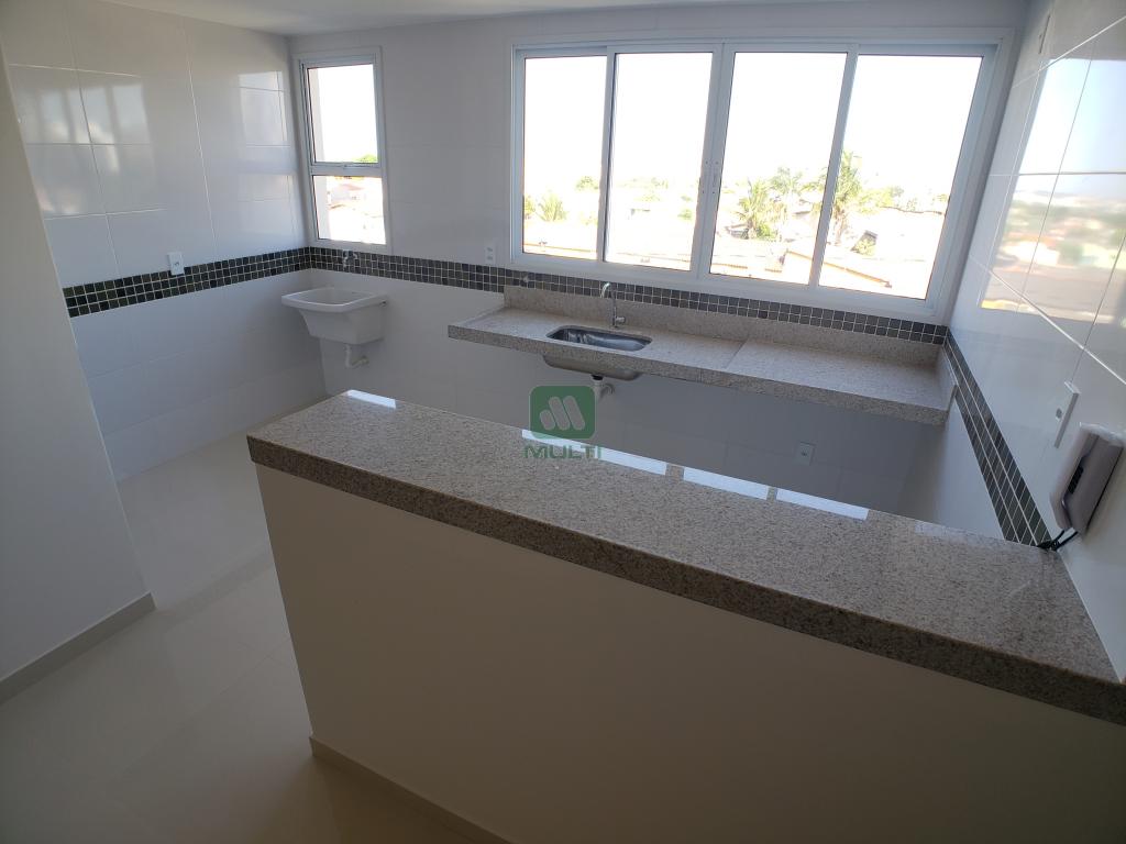 Apartamento à venda com 2 quartos, 50m² - Foto 2