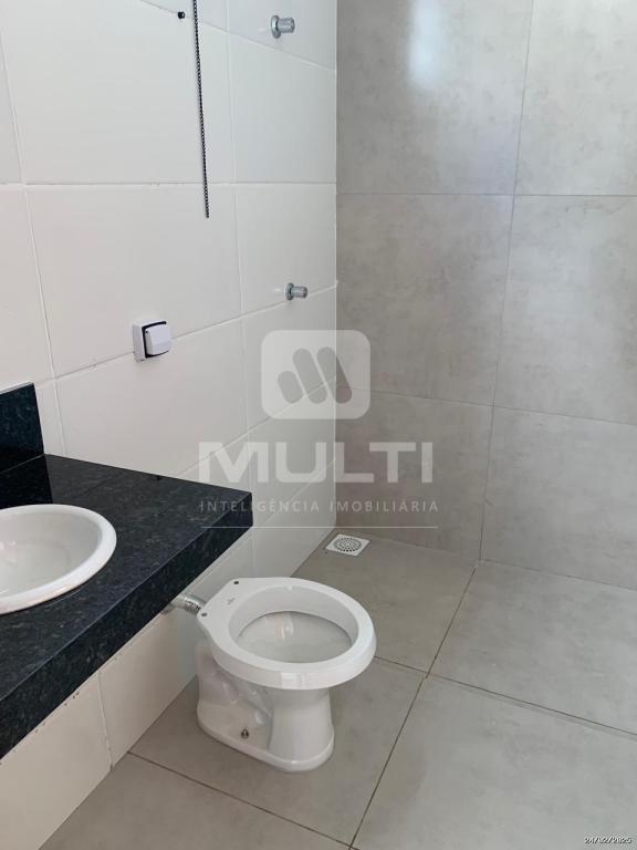 Casa à venda com 2 quartos, 64m² - Foto 5