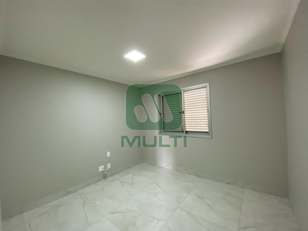 Apartamento à venda com 3 quartos, 105m² - Foto 17