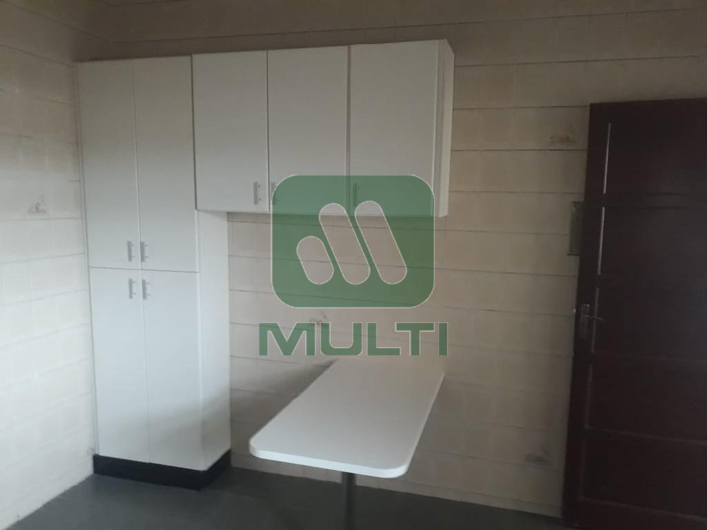 Apartamento à venda com 3 quartos, 83m² - Foto 10