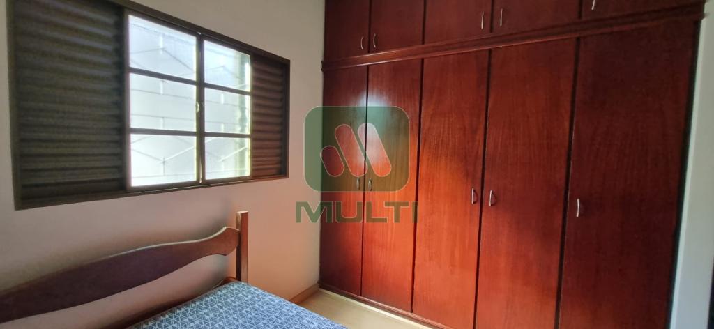 Casa à venda com 3 quartos, 136m² - Foto 16