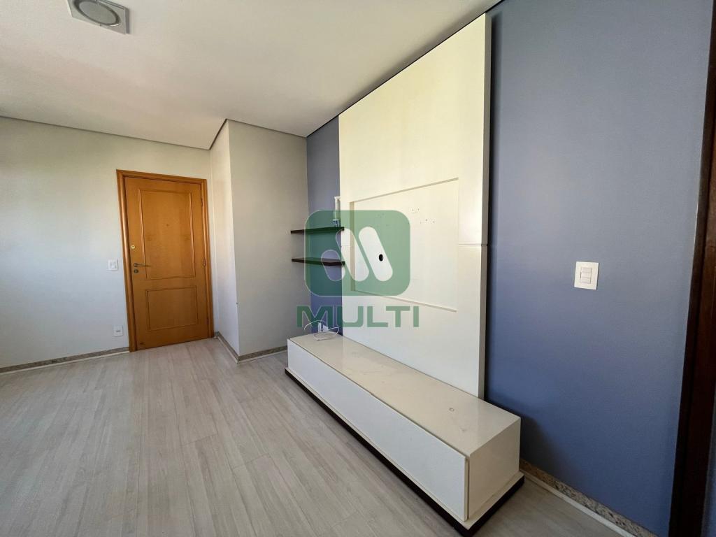 Apartamento à venda com 3 quartos, 117m² - Foto 10