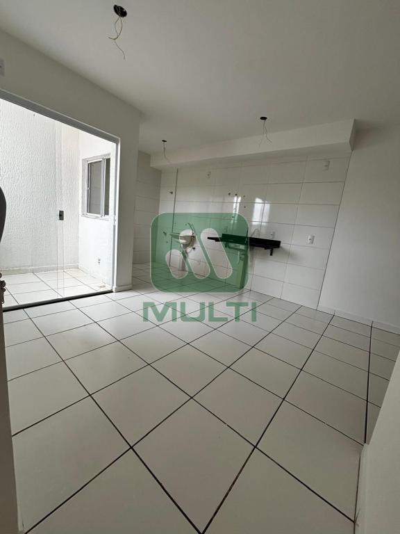 Apartamento à venda com 2 quartos, 55m² - Foto 1