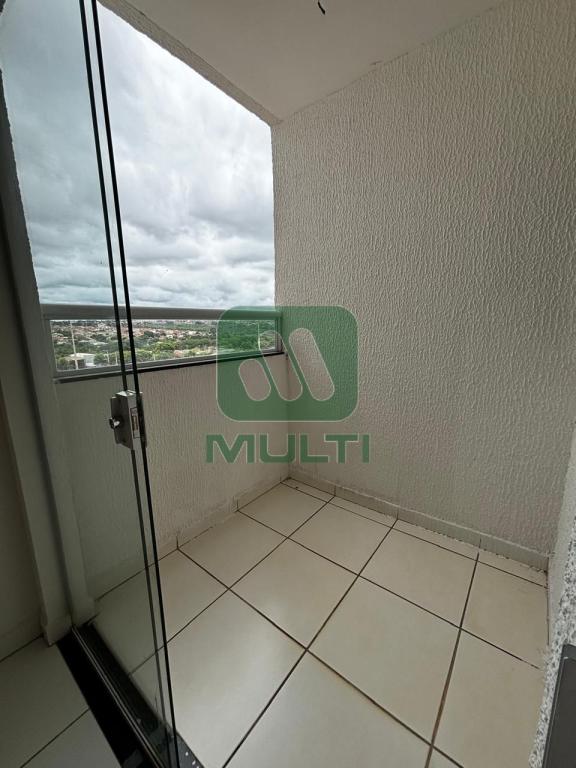 Apartamento à venda com 2 quartos, 55m² - Foto 3