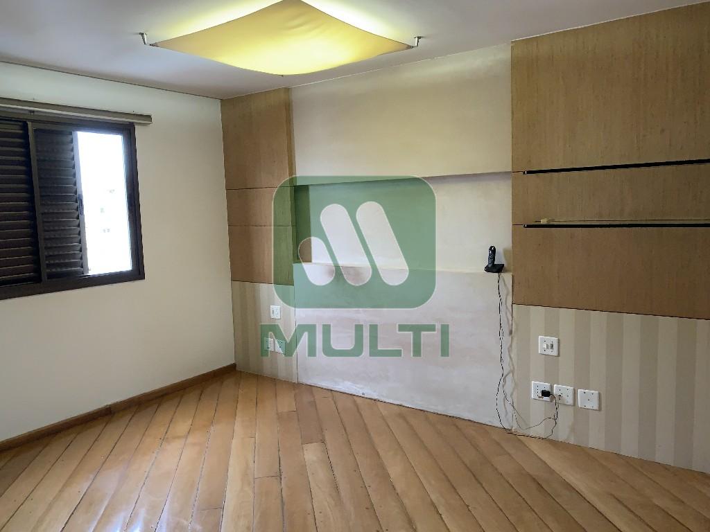 Apartamento à venda com 2 quartos, 300m² - Foto 19