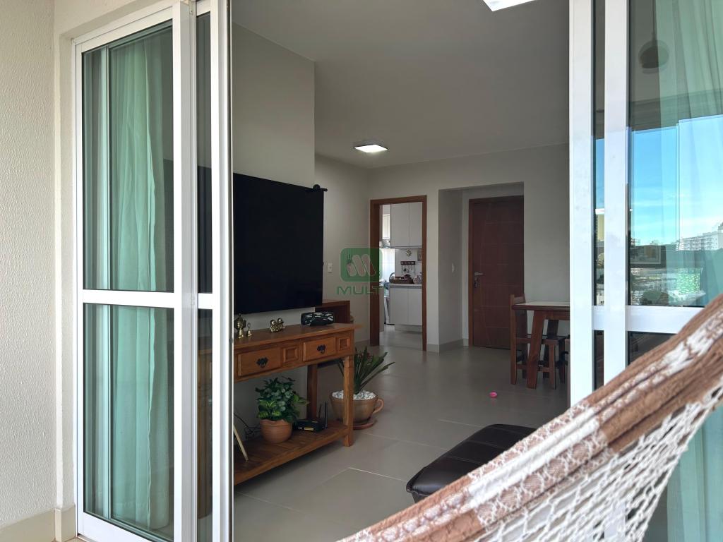 Apartamento à venda com 3 quartos, 103m² - Foto 4