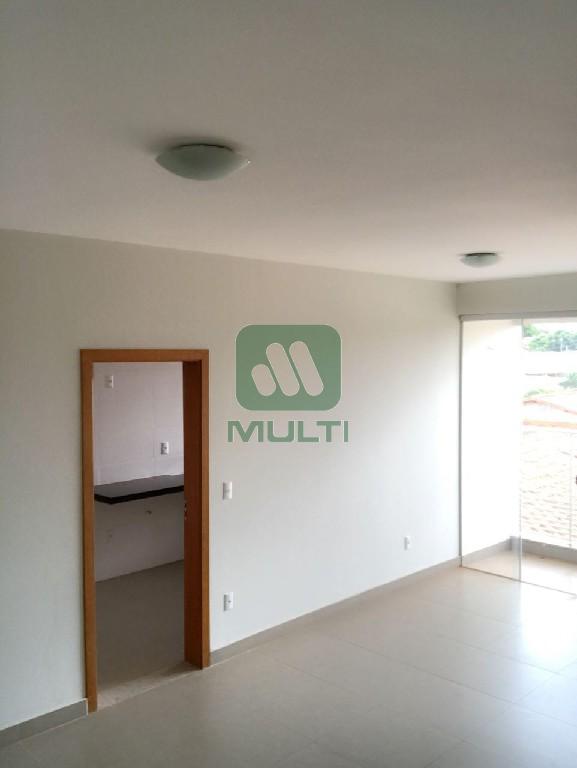 Apartamento à venda com 3 quartos, 82m² - Foto 4