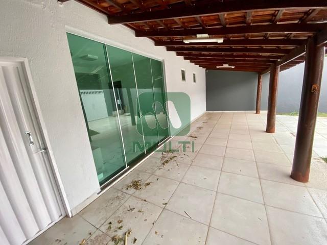 Casa à venda com 3 quartos, 129m² - Foto 11