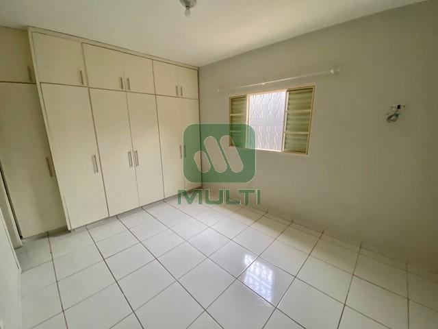 Casa à venda com 3 quartos, 129m² - Foto 14