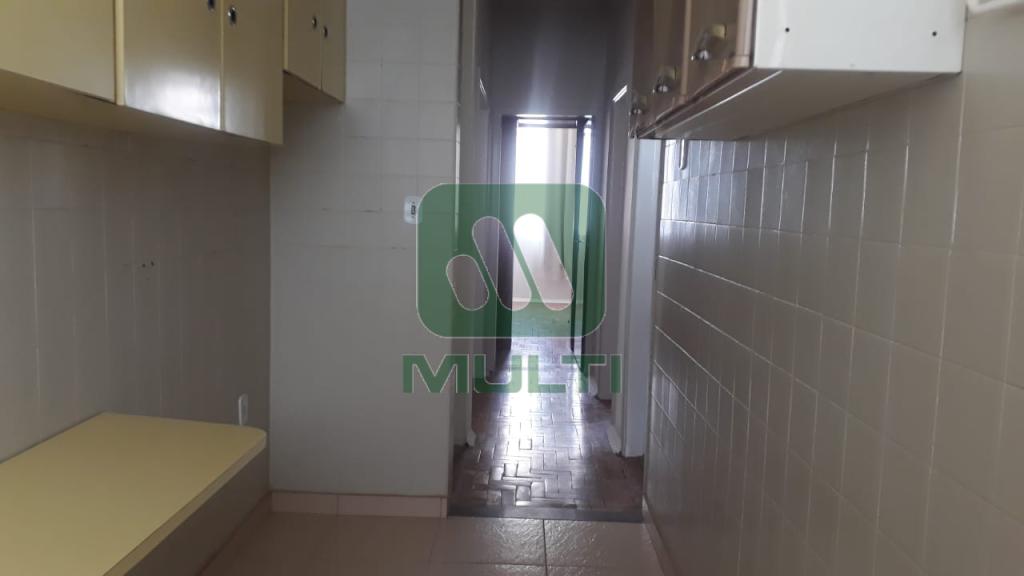 Apartamento à venda com 3 quartos, 88m² - Foto 19