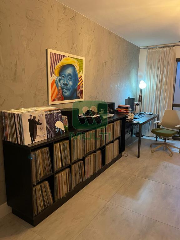 Apartamento à venda com 4 quartos, 192m² - Foto 8