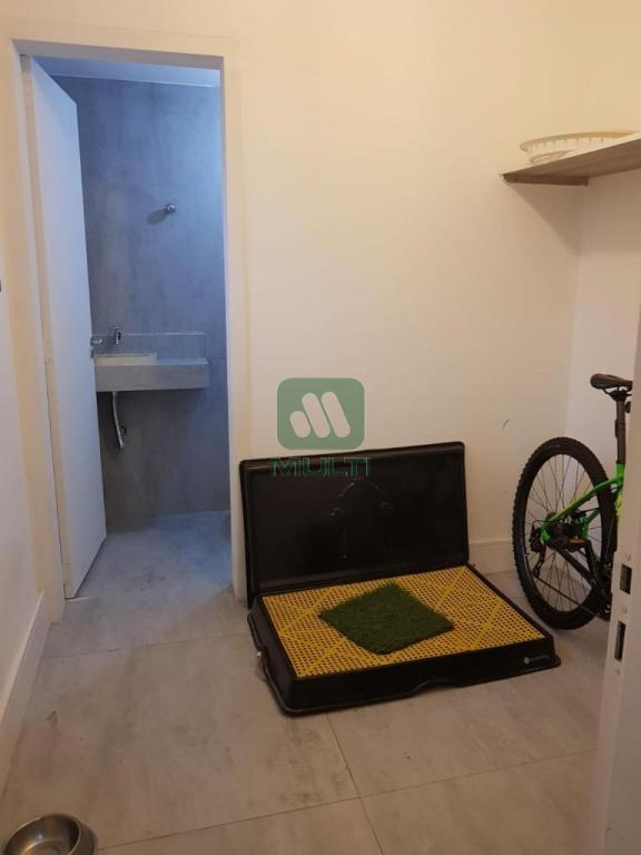 Apartamento à venda com 4 quartos, 192m² - Foto 17